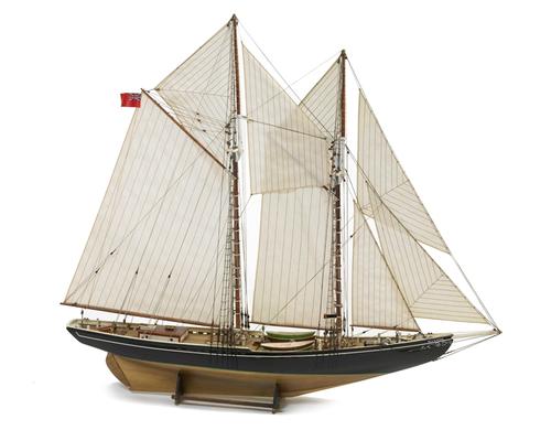 Billing Boats Bluenose 1:65  760mm
