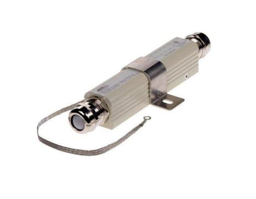AXIS Blitzschutz T8061 bis 10kV, 1Gbps, IP66, Wand-/ Mastmontage