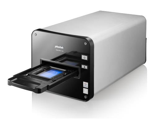 Plustek OpticFilm 120,Mittelformatscanner, mit 7 Adaptern, motorischer Filmtransport