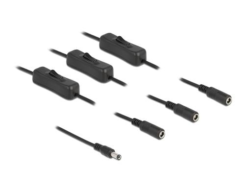 Delock DC 5.5x2.1mm Stecker zu 3x DC Buchse Mit Schalter,1m,Schwarz